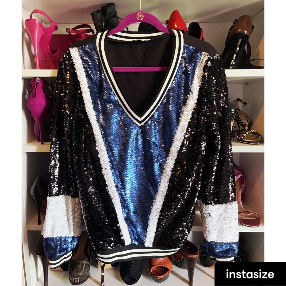 Worn Once Black and blue sequins sweater